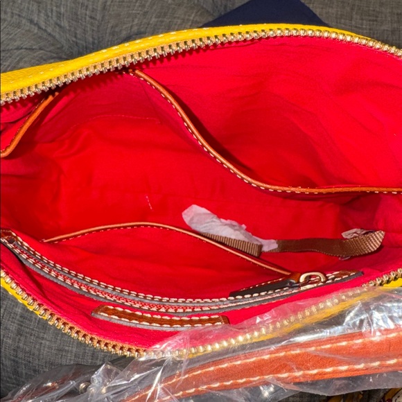 Dooney & Bourke Pebble Grain Mustard Leather Bag Crossbody NWT - Picture 12 of 17